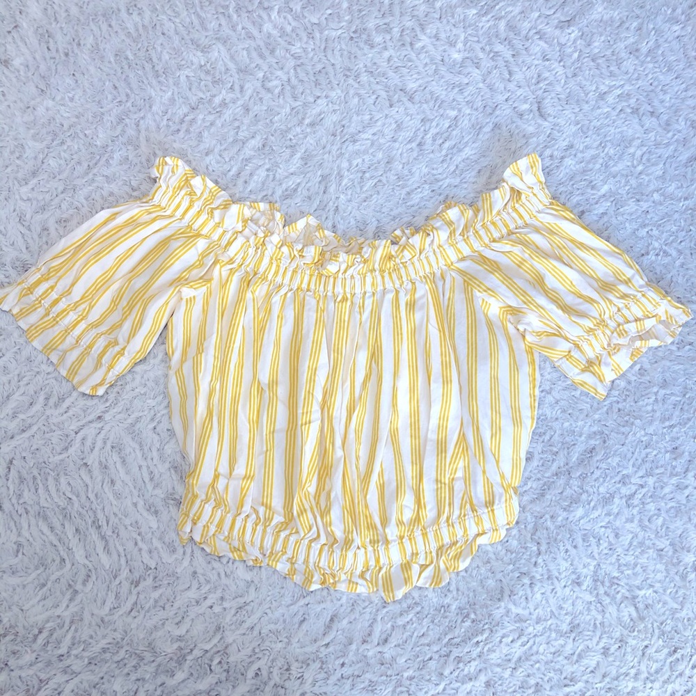 Off the Shoulder Crop Top